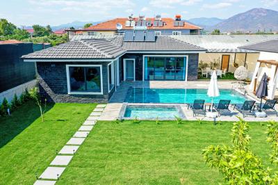 Villa Andic 2