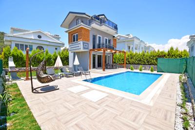 Villa Ares