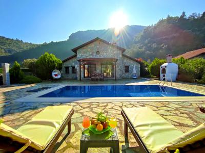 Villa Leylak