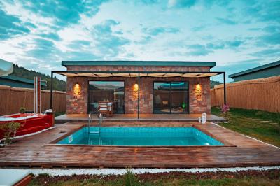 Villa Life 7