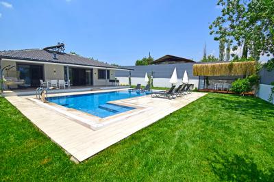 Villa Rose