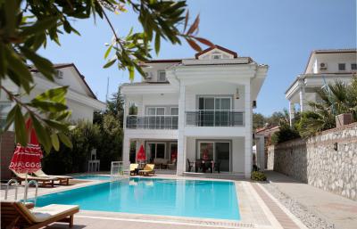Villa Bera 1
