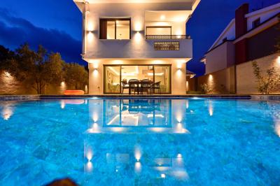 Villa Dorika I