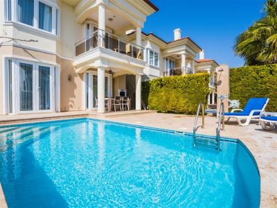 Villa Oasis 1