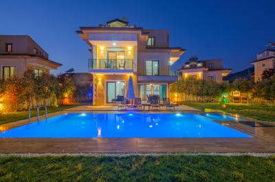Villa Seven 7
