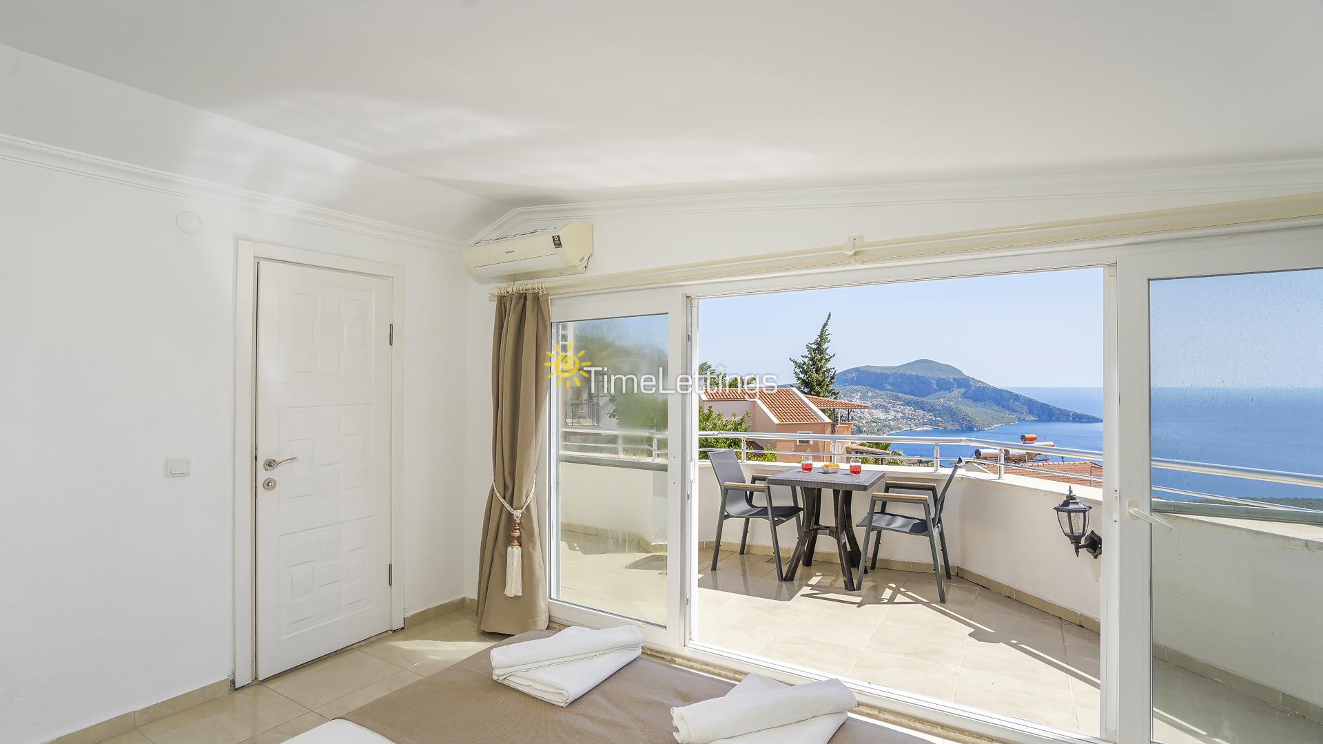 Villa-Dolce-74_384.jpg