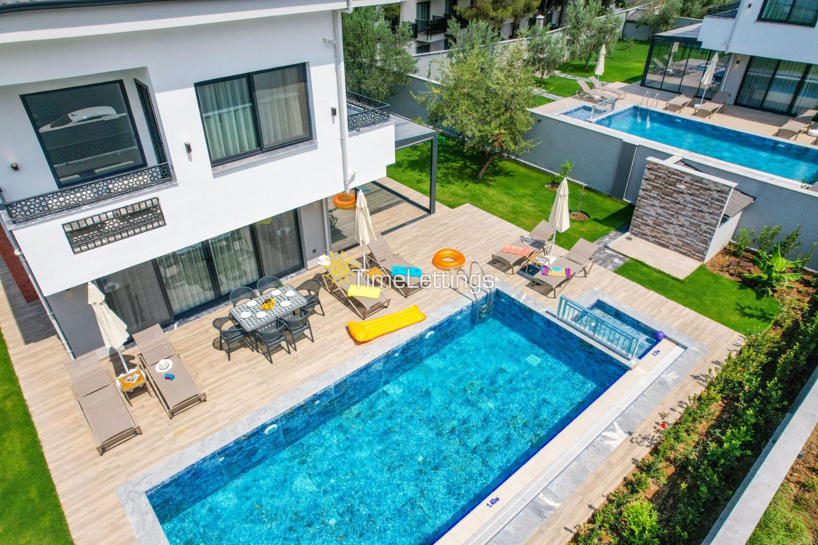 Villa-Dorika-g-37_314.jpg