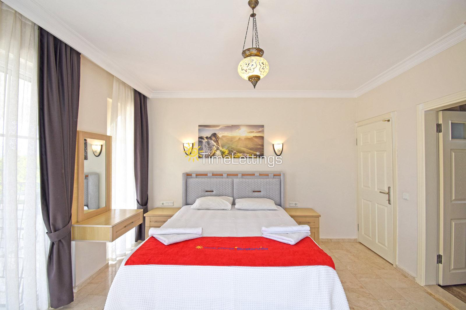 Villa-Jeremy-Yatak-Odalari-2_608.jpg