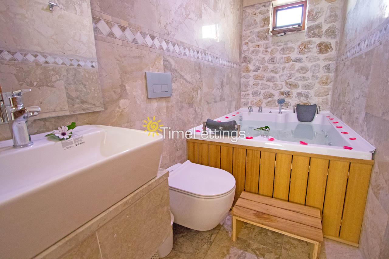Villa-Linos-1-13_299.jpg