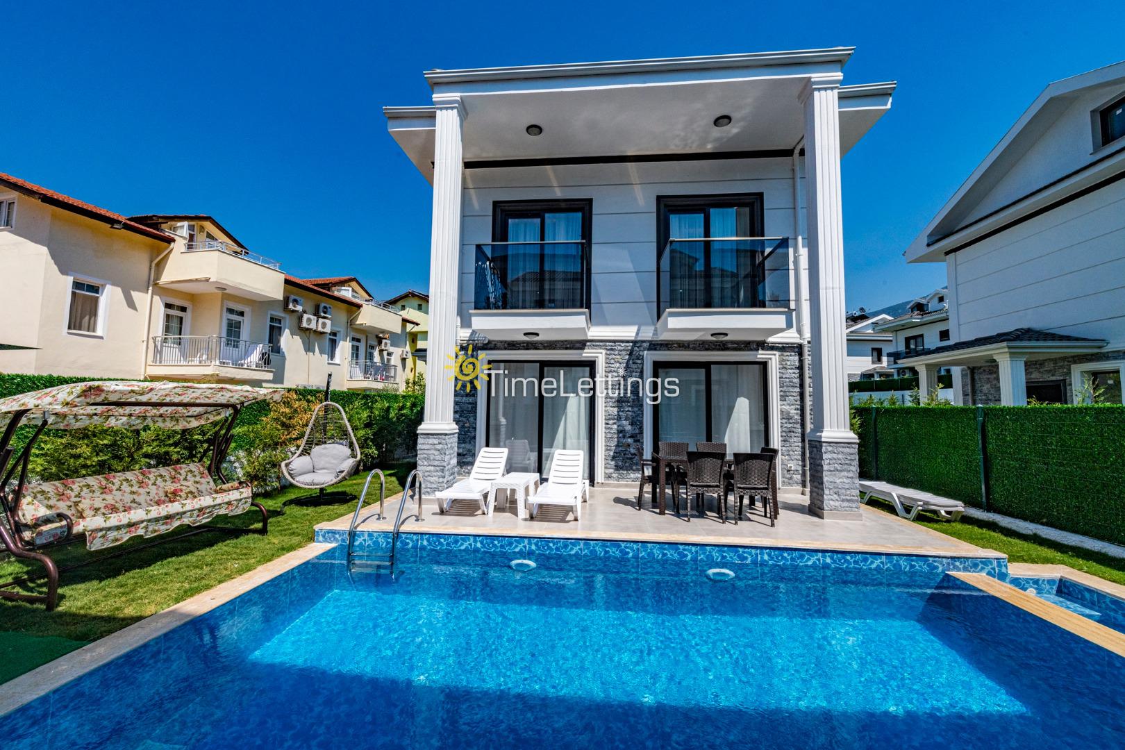 Villa-Mor-Bag-23_320.jpg