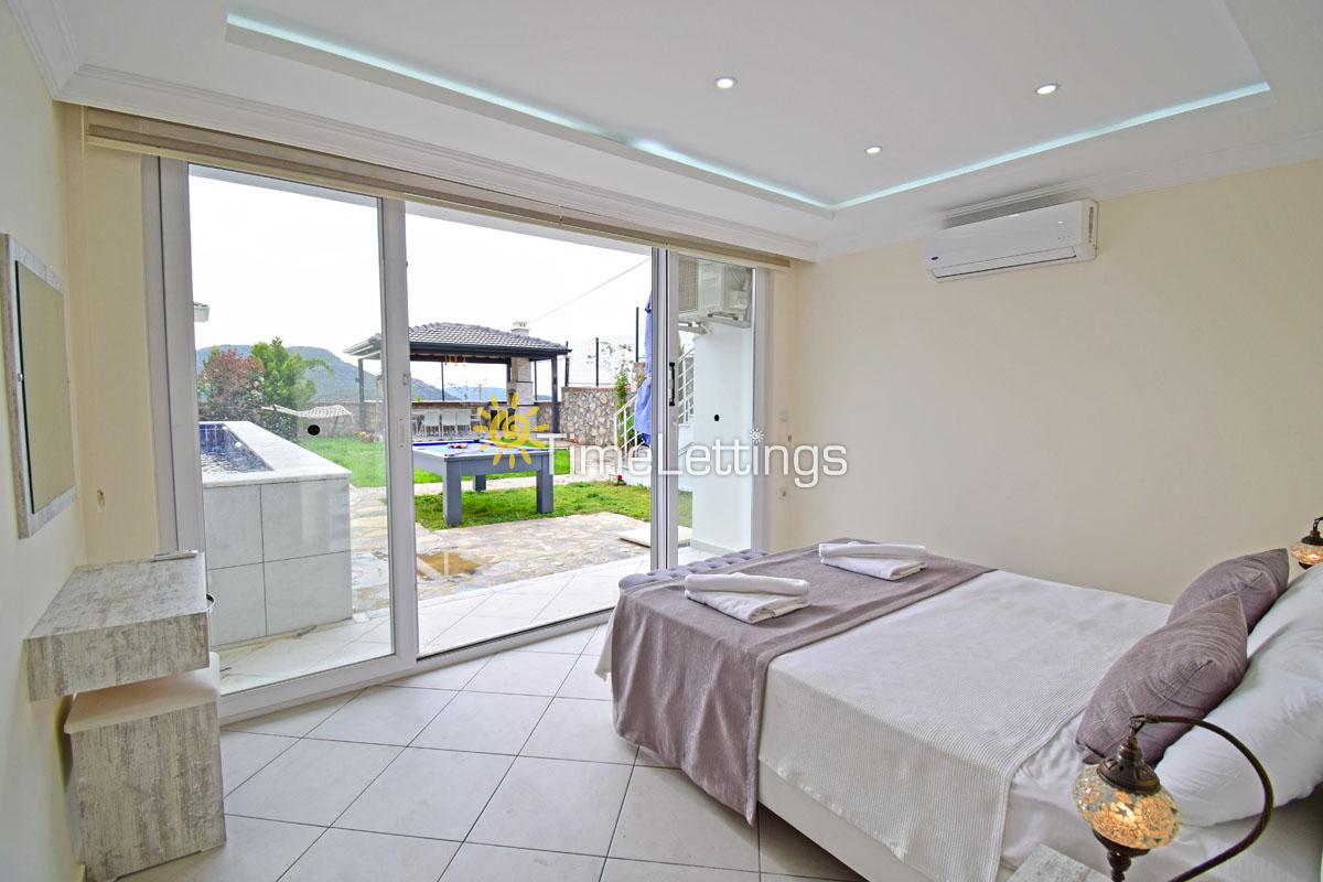 Villa-Silver-33_119.jpg