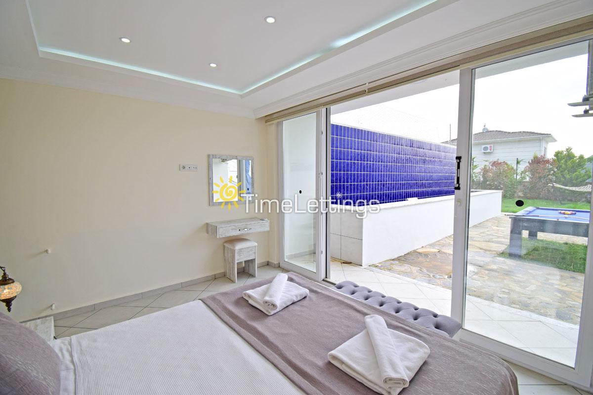 Villa-Silver-34_679.jpg