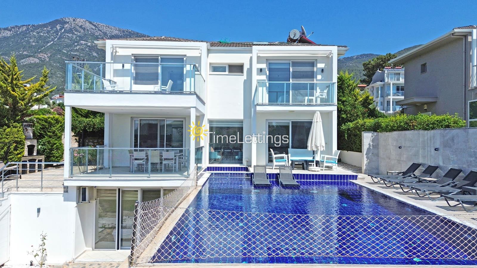 Villa-Silver-4_443.jpg