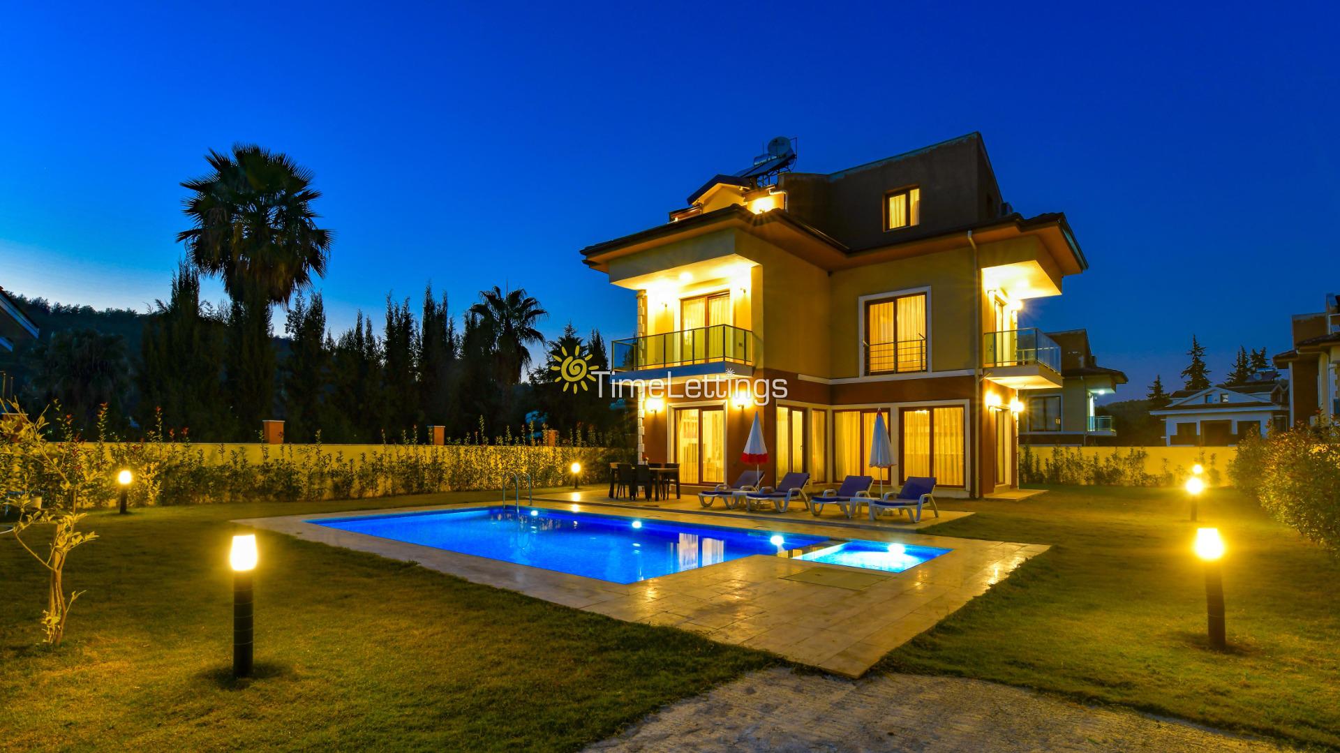 Villa-seven1_588.jpg