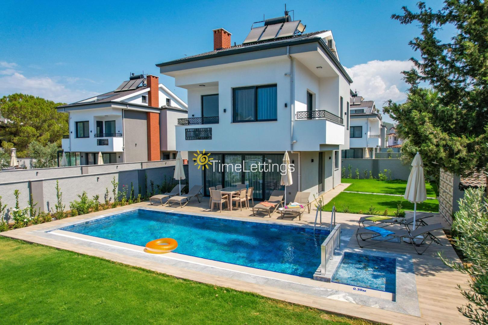 villa-dorika-f-13_249.jpg