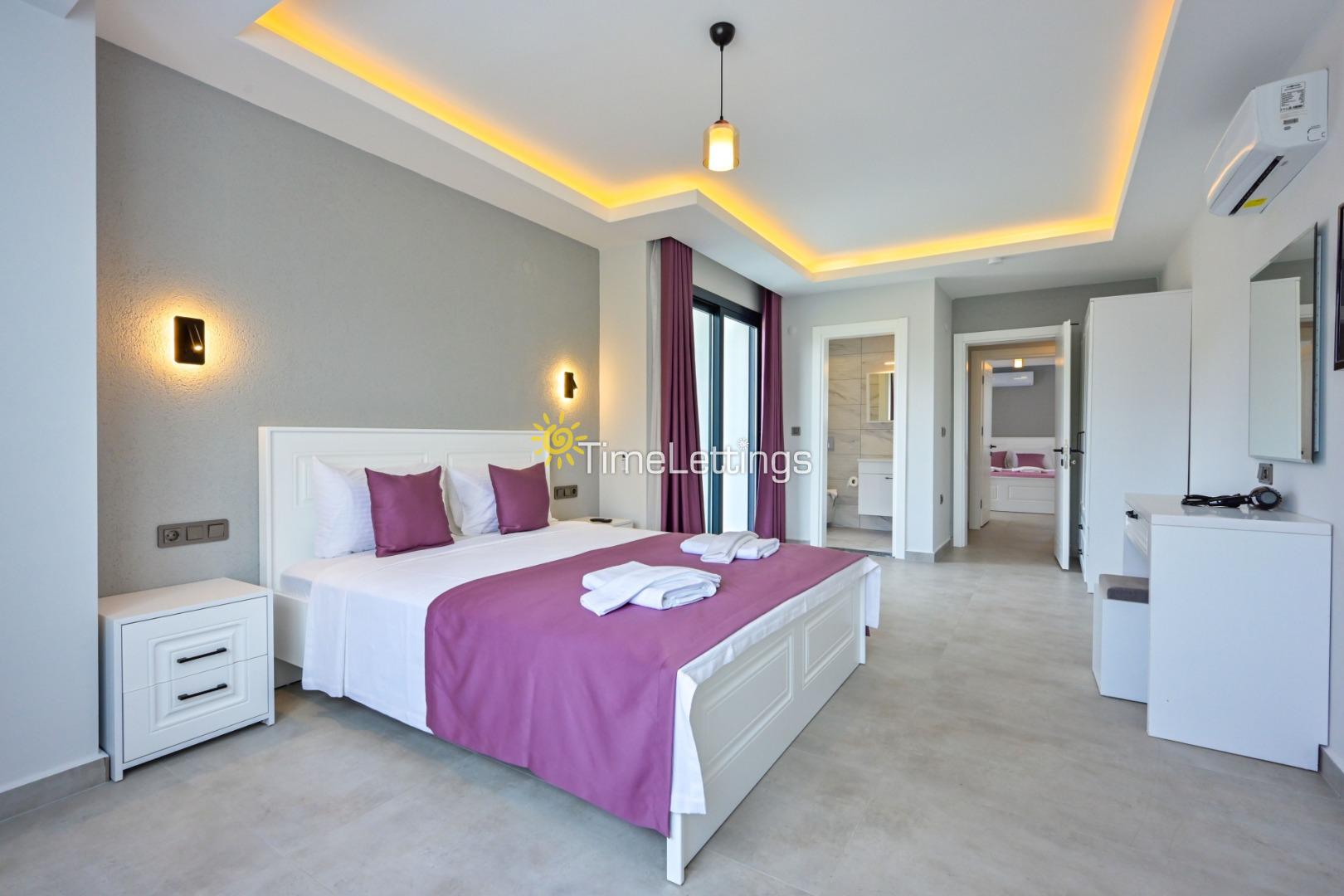 villa-dorika-h-12_794.jpg