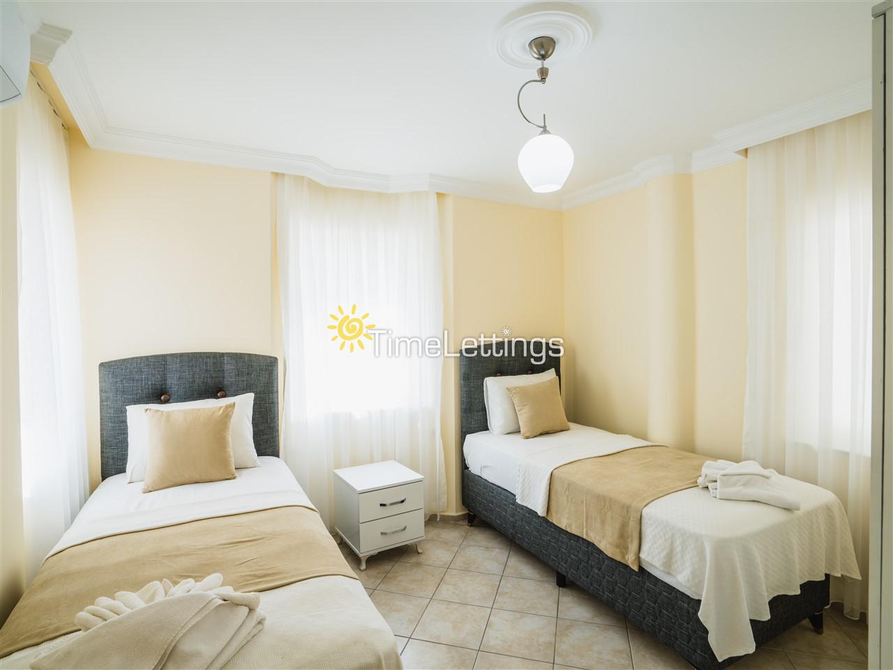 villa-oasis-1-15_176.jpg